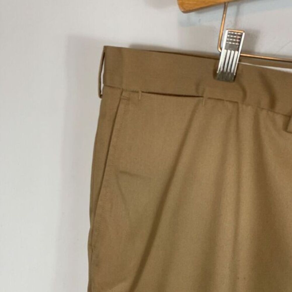 Lands' End Men's Traditional Fit Cotton Dress Pants Lt Brown Khaki 42x30.5 - Picture 4 of 11